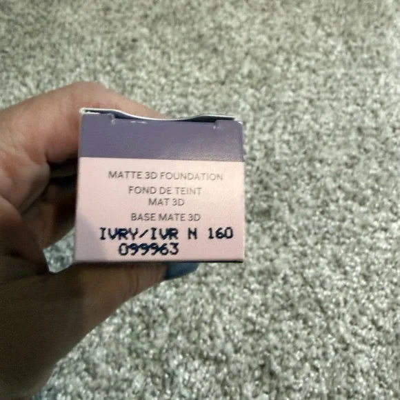 Mary Kay TimeWise Matte 3D Foundation Ivory N160 New in Box - Picture 2 of 5